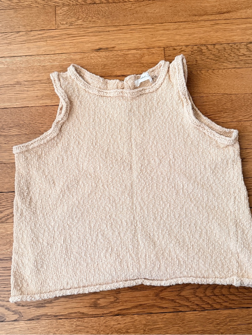 MUSTARD SEED Textured Sleeveless Tank Top in Light Beige